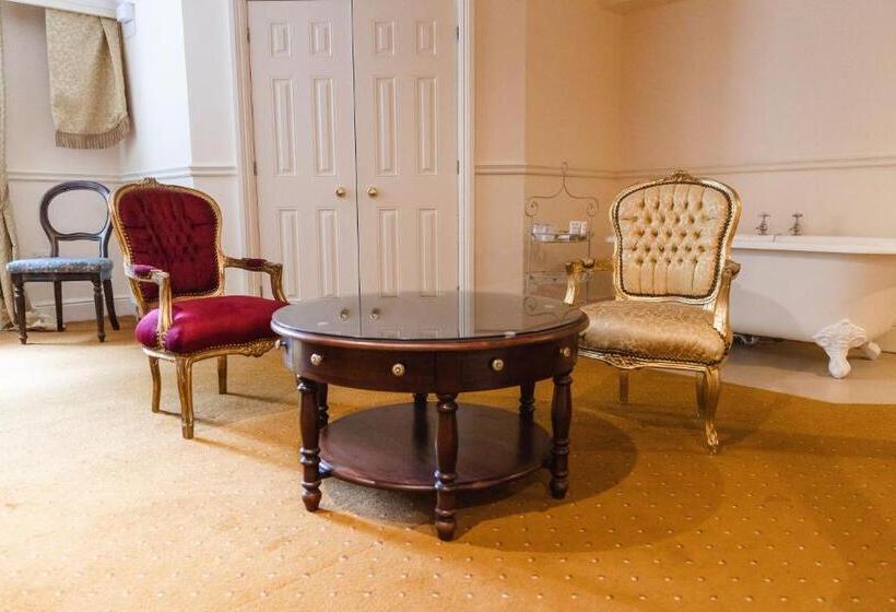 غرفة قياسية, Grange