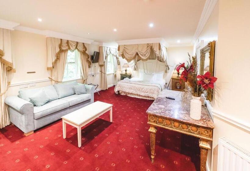 غرفة عائلية, Grange