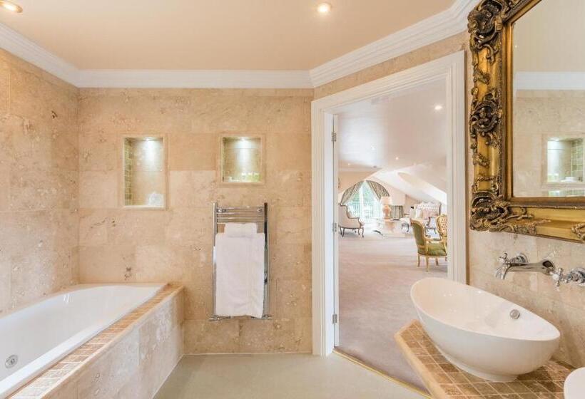 شقة دور أخير غرفة نوم واحدة, Grange