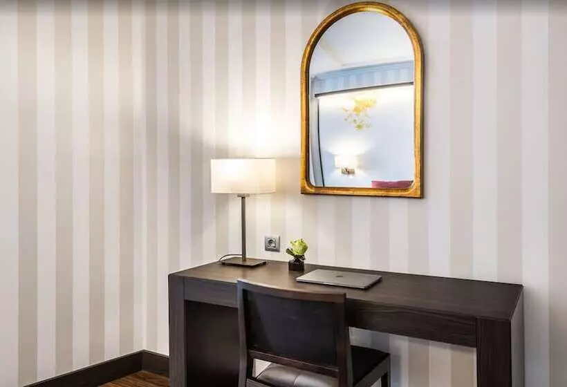 سوییت جونیور لوکس, Intelier Palacio San Martin