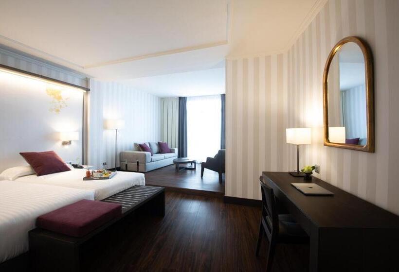 سوییت جونیور, Intelier Palacio San Martin