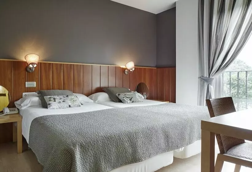 スタンダードルーム, Iriguibel Huarte Pamplona