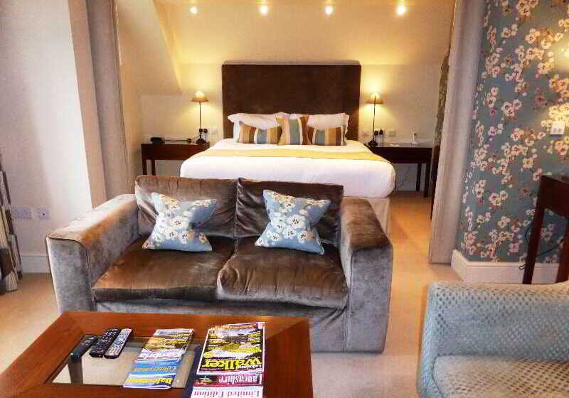 スーペリアールーム, Lindeth Howe