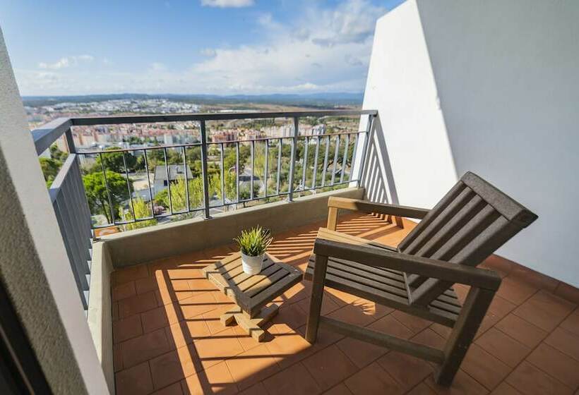 جناح, Melia Castelo Branco
