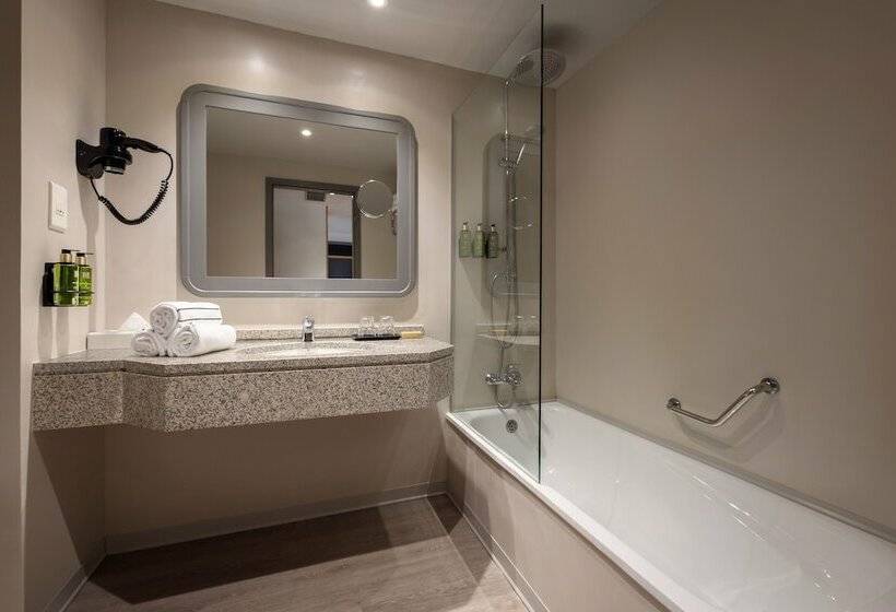 غرفة قياسية, Melia Castelo Branco