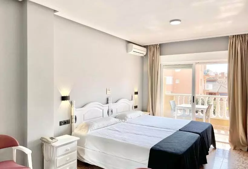 デラックスの４人部屋, Parquemar Premium Beach