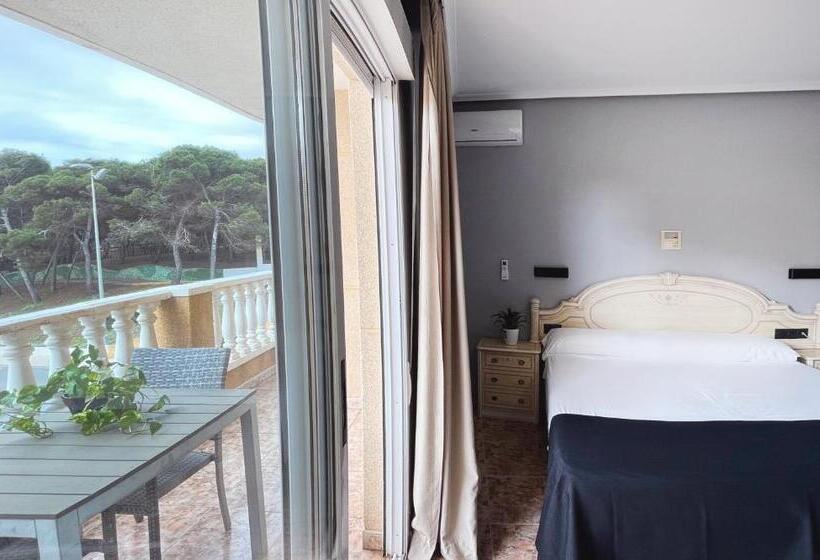 디럭스 트리플 룸, Parquemar Premium Beach