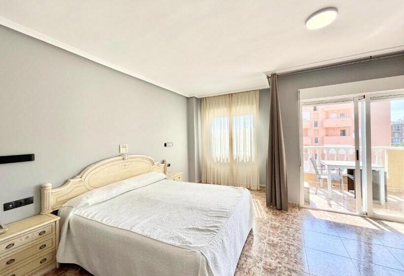 디럭스 트리플 룸, Parquemar Premium Beach