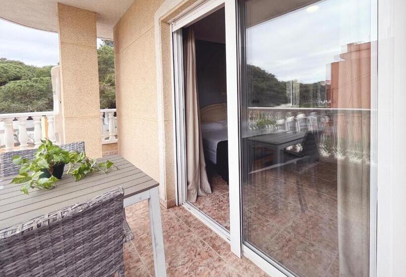 Четырехместный Номер Deluxe, Parquemar Premium Beach