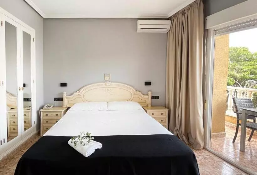 バルコニー付きデラックスルーム, Parquemar Premium Beach