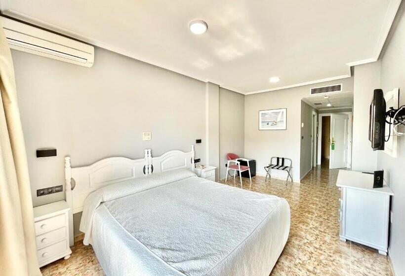 Номер Deluxe с Балконом, Parquemar Premium Beach