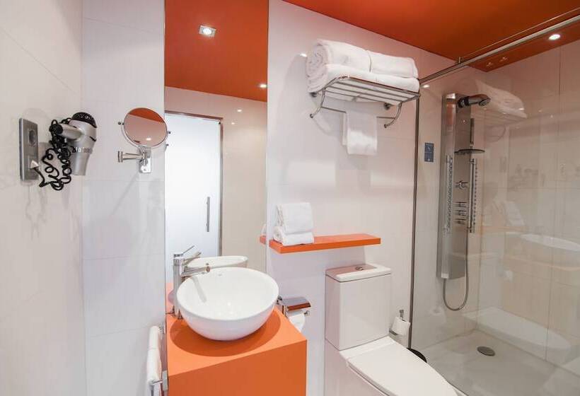 اتاق استاندارد چهار تخته, Petit Palace Canalejas Sevilla