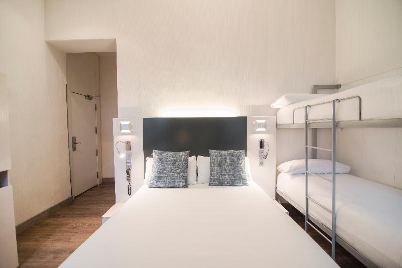 اتاق استاندارد چهار تخته, Petit Palace Canalejas Sevilla