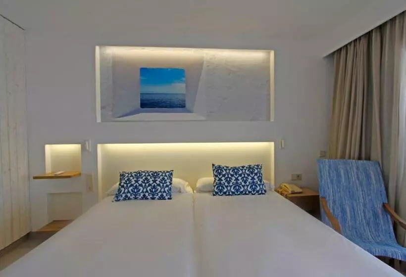 اتاق استاندارد یک نفره, Bg Hotel Portinatx Beach Club