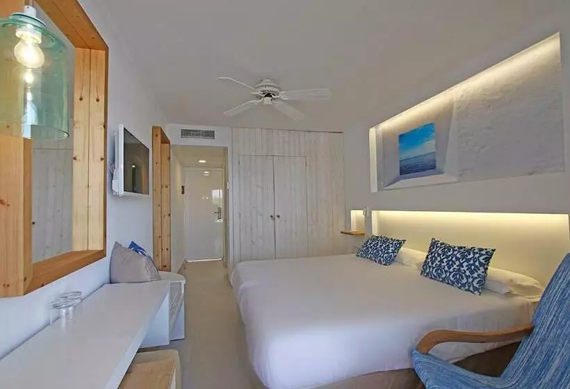 اتاق استاندارد سه نفره, Bg Hotel Portinatx Beach Club