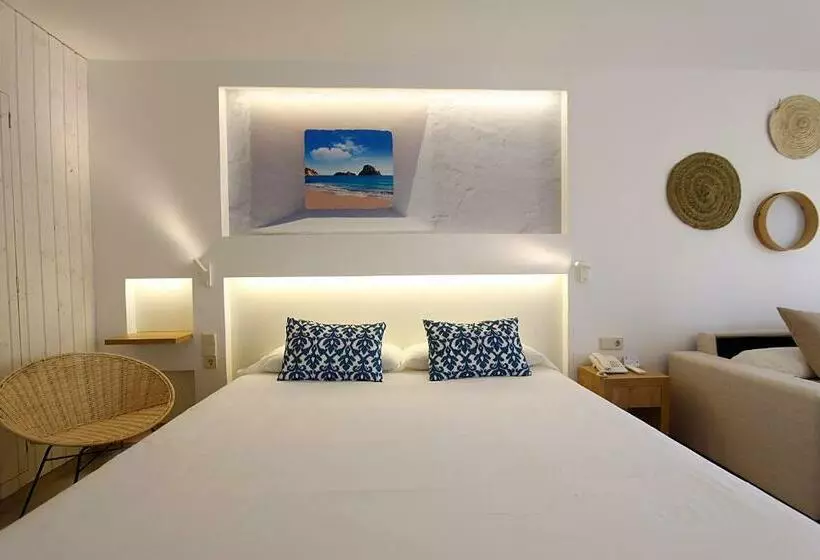 اتاق استاندارد سه نفره, Bg Hotel Portinatx Beach Club