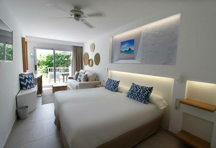 Люкс, Bg Hotel Portinatx Beach Club