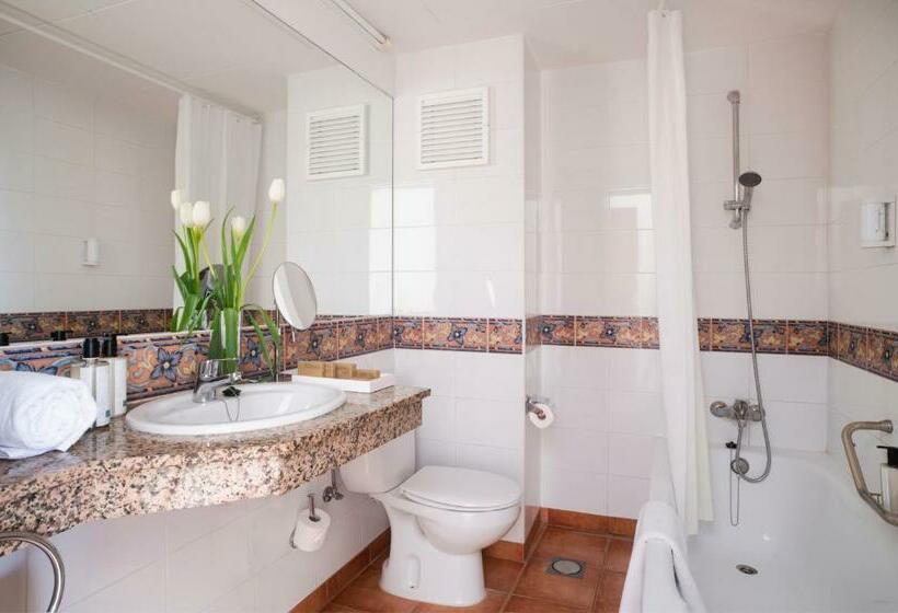 标准间侧面带海景, Roses Platja