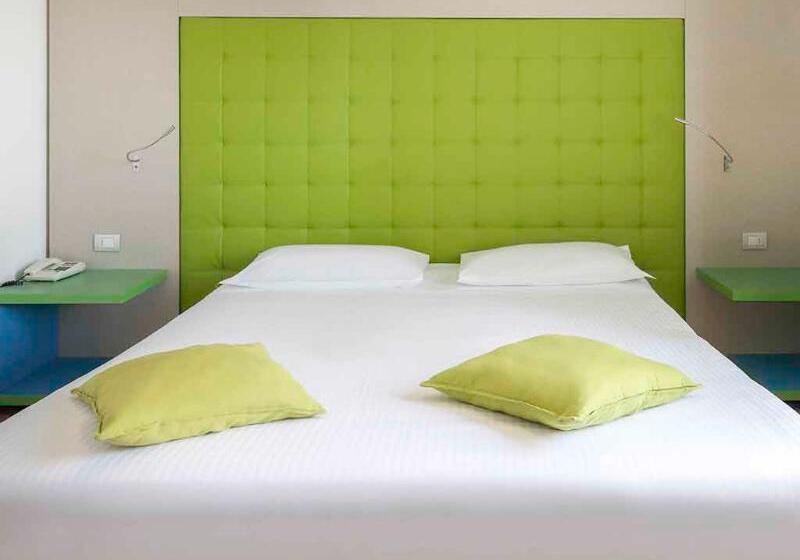 标准间, Roses Platja