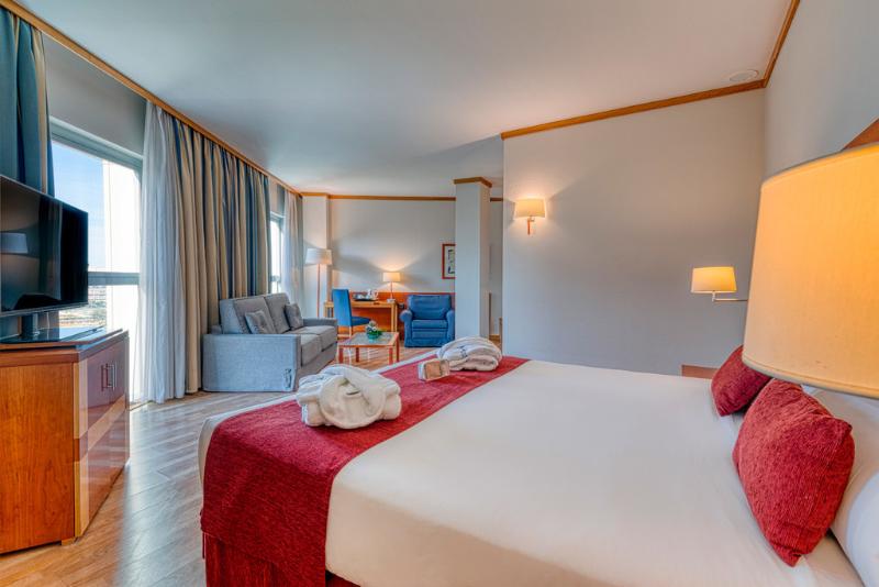 غرفة سوبيريور, Senator Parque Central