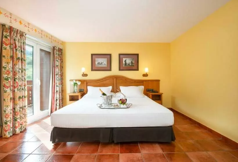 اتاق استاندارد, Ski Plaza Hotel & Wellness