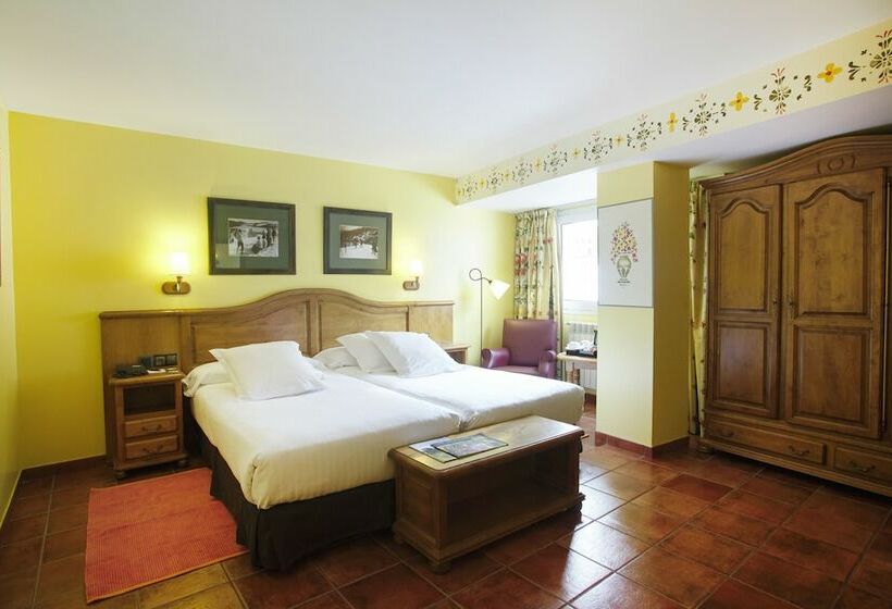 غرفة قياسية, Ski Plaza Hotel & Wellness