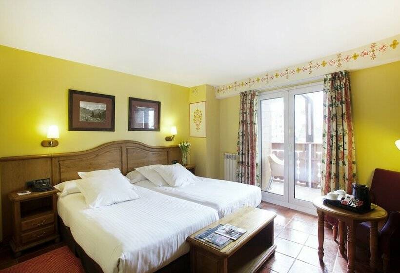غرفة قياسية ثلاثية, Ski Plaza Hotel & Wellness