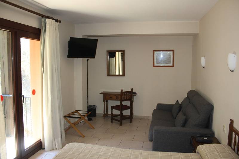 חדר סטנדרט לארבעה, Xalet Besoli