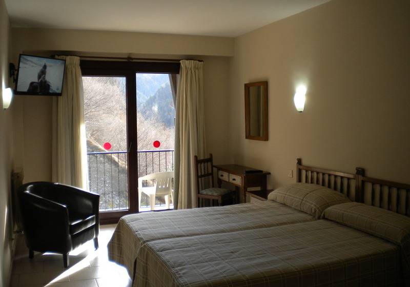 חדר סטנדרט לשלושה, Xalet Besoli