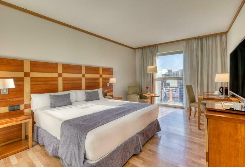 غرفة قياسية سرير كينج, Senator Parque Central