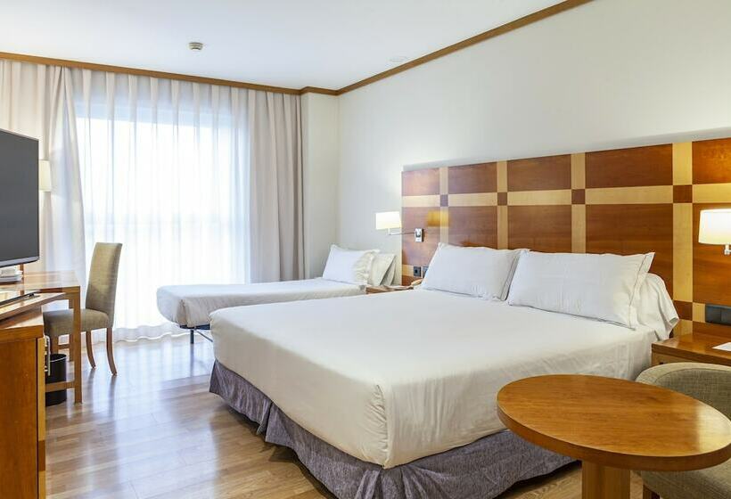 غرفة تنفيذية, Senator Parque Central