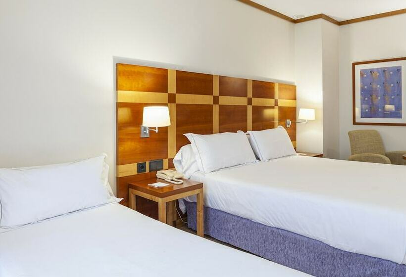 غرفة تنفيذية, Senator Parque Central