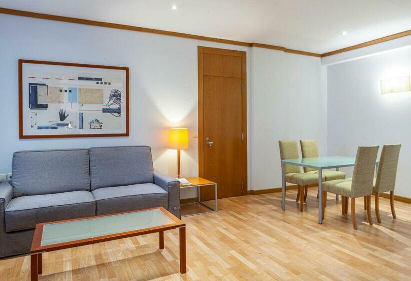 جناح, Senator Parque Central