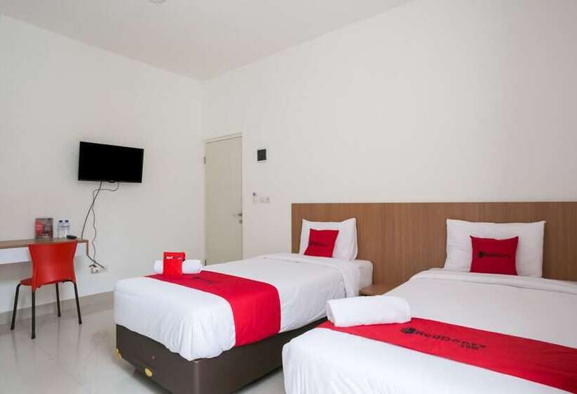 スタンダードルーム, Reddoorz Syariah Near Lapangan Pancasila Simpang Lima