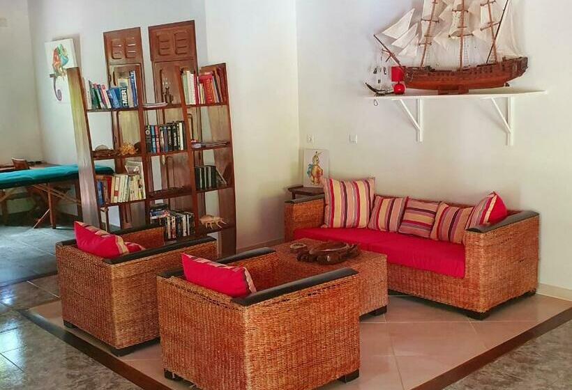 اتاق استاندارد با چشمانداز استخر, Villa Les Cocotiers