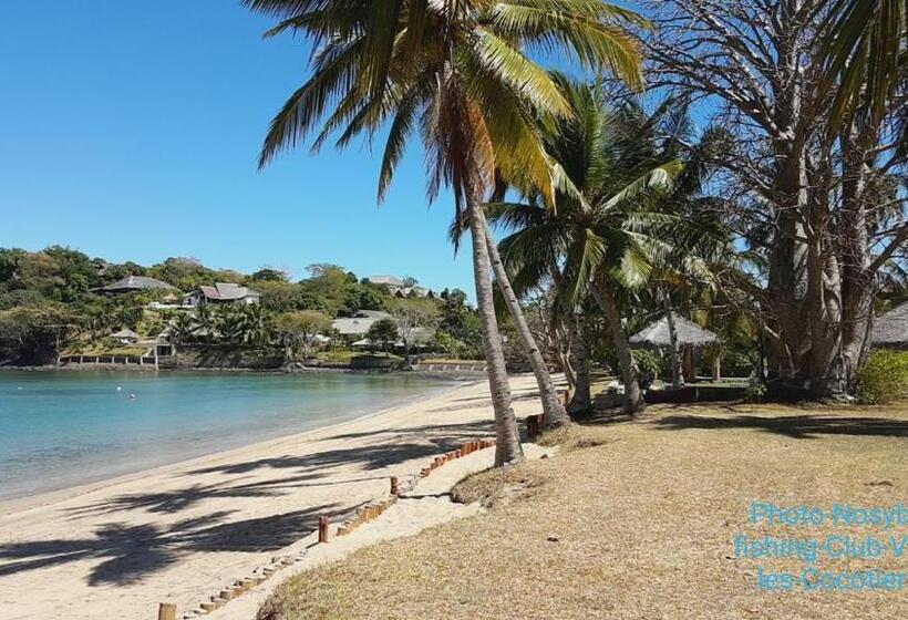 اتاق استاندارد با چشم‌انداز استخر, Villa Les Cocotiers