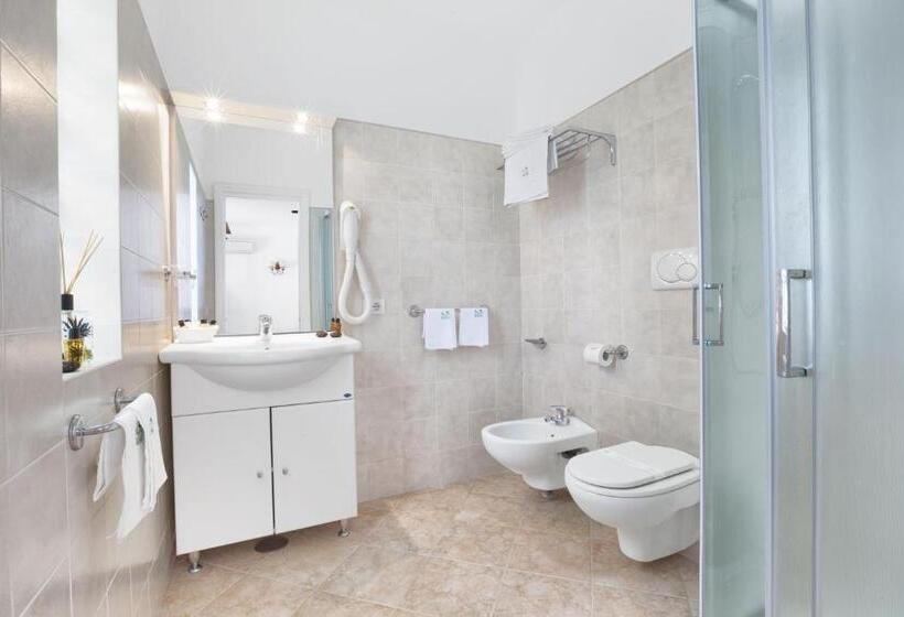 デラックススイート, Residence 2 Pini