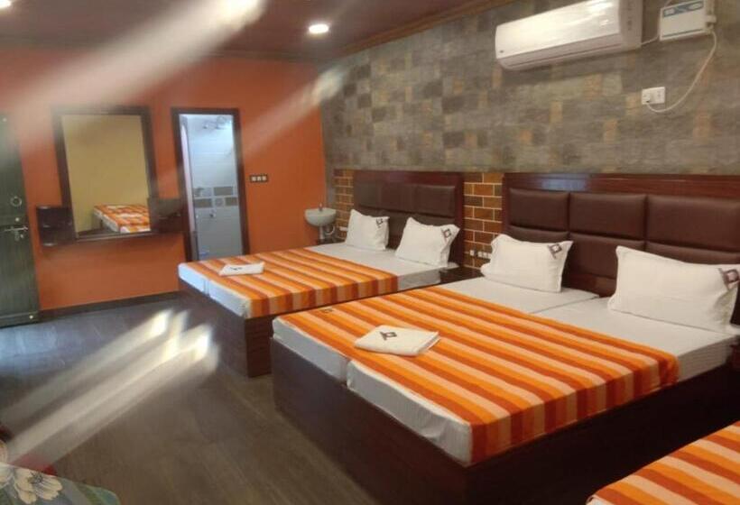 غرفة عائلية, Ferdin Cottage