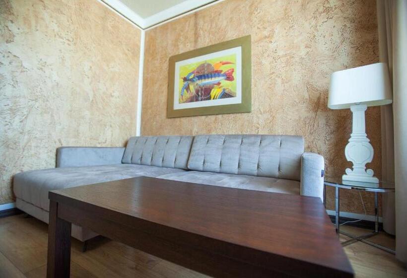 Suite, Central Hotel Radviliškis