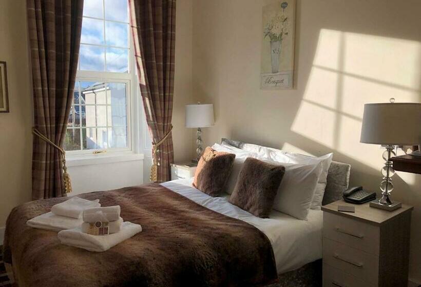 Номер Deluxe, Haughton Arms