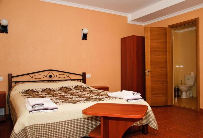 Вилла 3 Спальни, Delfin