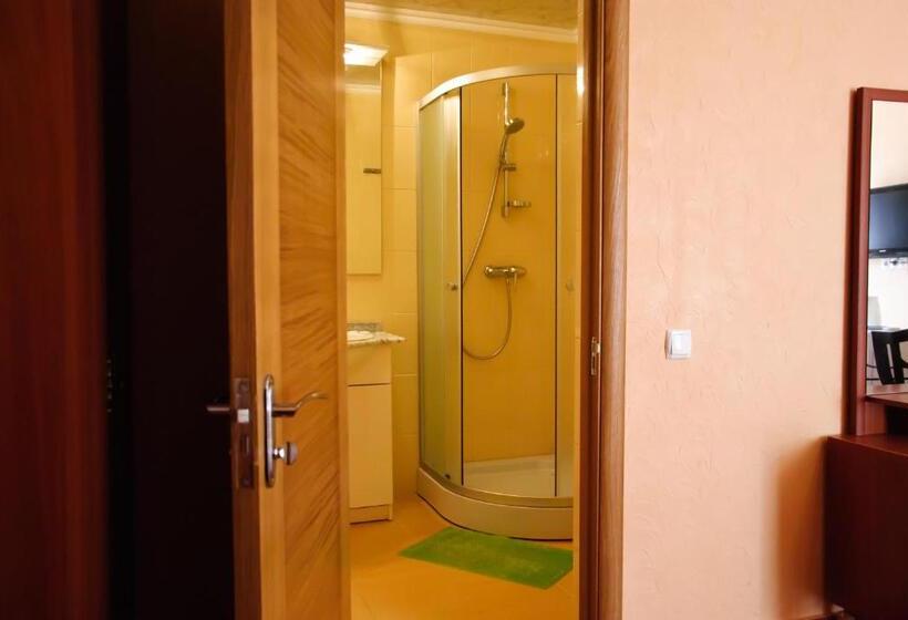 Вилла 3 Спальни, Delfin