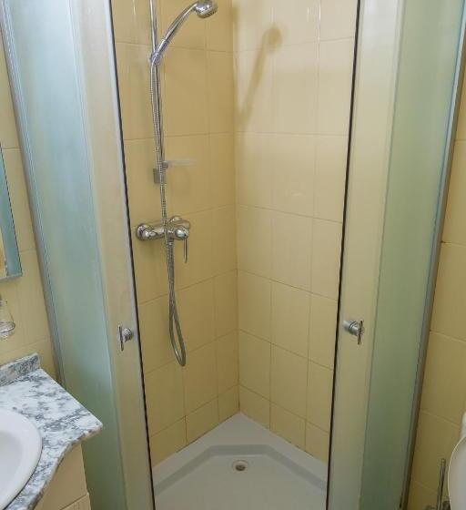 Family Suite, Delfin