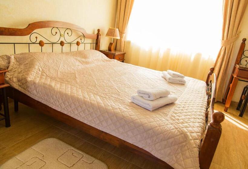 Вилла 3 Спальни, Delfin