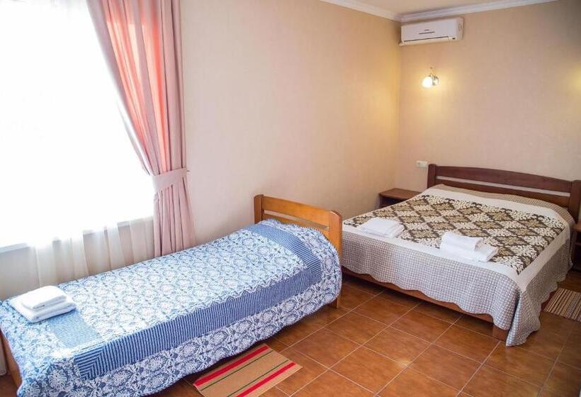 Triple Room Sea View, Delfin