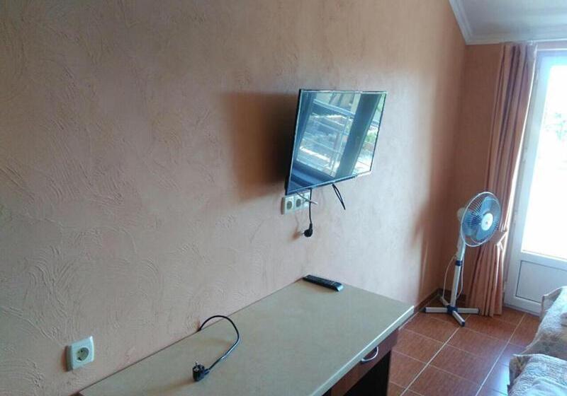 Четырехместный Номер Economy, Delfin