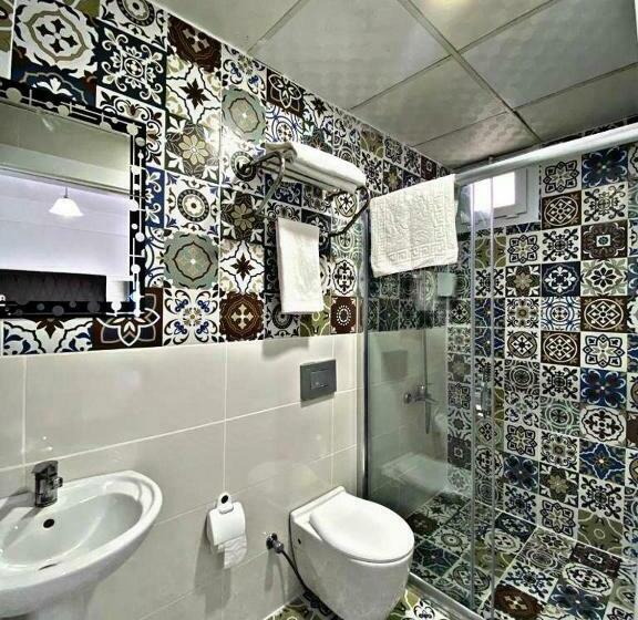 スタンダードルーム, Lotus Boutique