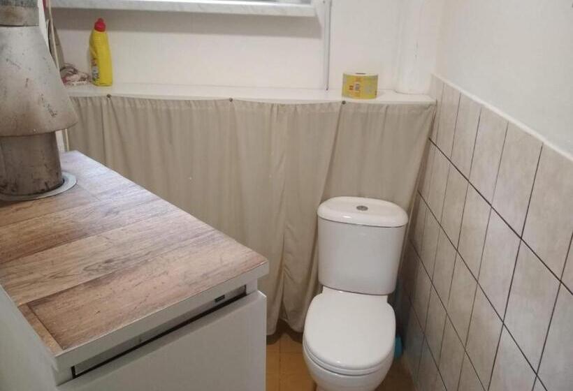 带1个卧室的带阳台的公寓, Penzion Beta