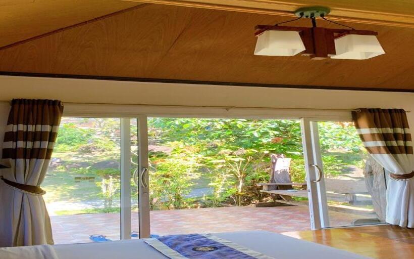 بنجلو قياسى مطلّ علي الحديقة, Suanya Kohkood Resort And Spa