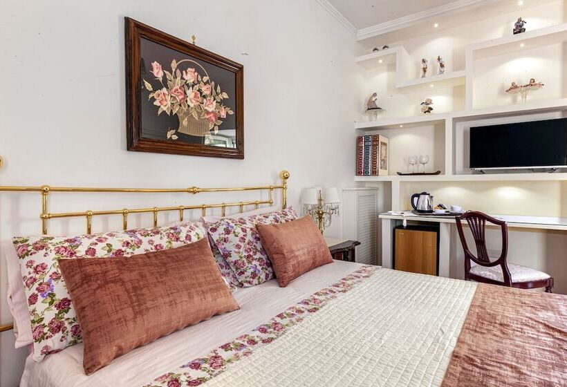 标准间带露台, Villa Maresca B&b